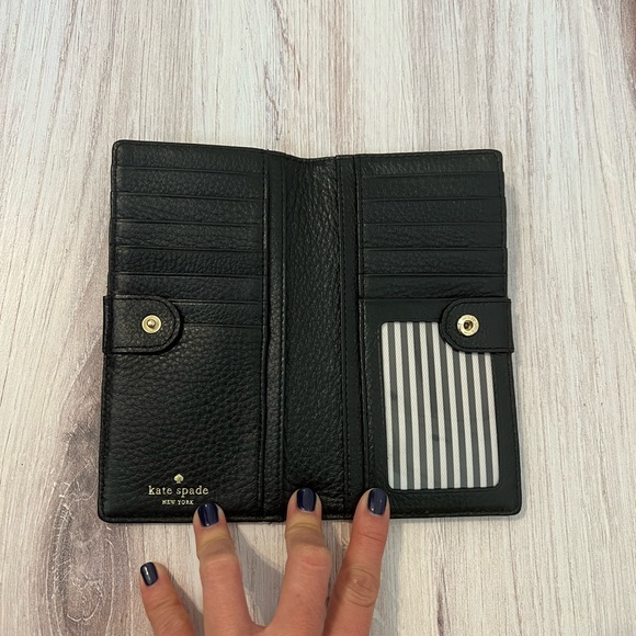 Kate Spade Wallet - Picture 3 of 3